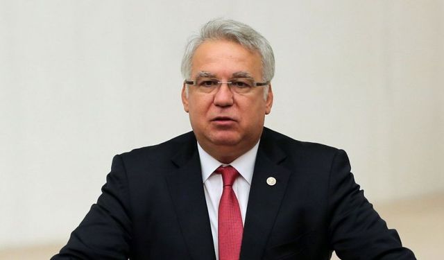 Eski AK Partili Kocabıyık: ‘AK Parti herkese bir şey dağıtıyor, bana da verdiler; eşimi vali yapmışlardı’