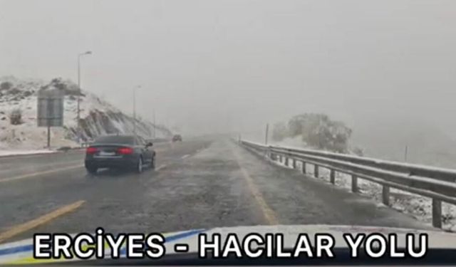 Kayseri’de yola çıkacaklar dikkat! Emniyetten uyarı geldi: Erciyes yolunda kar yağışı etkili