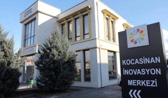 Kayseri Kocasinan’da teknoloji üssü: Gençler robotik ve yazılımla buluşuyor!
