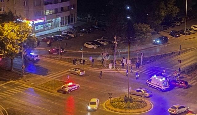 Kayseri’de Tuna kavşağı’nda feci kaza: İki kişi ağır yaralı!