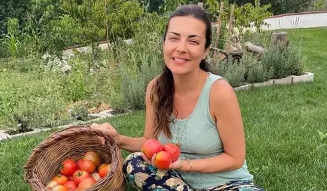 Ünlü oyuncu Burcu Kara 'Maalesef fay hattı üzerinde' diyerek evini terk etti!