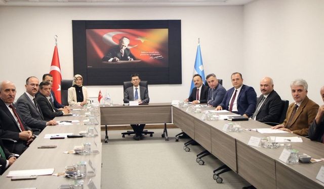 Kayseri'de İŞKUR'dan önemli hamle! İş dünyası ve kamu kurumları bir araya geldi