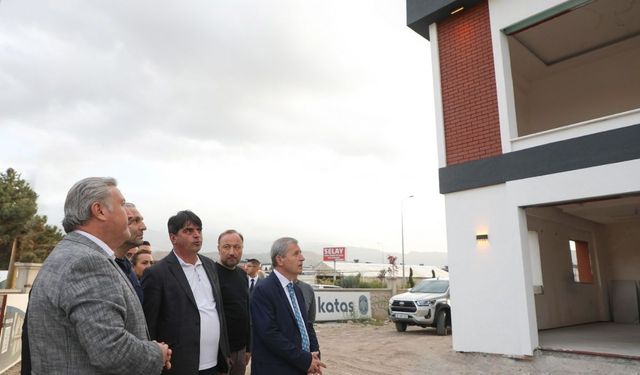 Melikgazi’de mahalle kültürü geri dönüyor! 120 bahçeli ev hızla yükseliyor