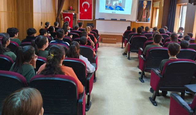 Kayseri’de ERVA rüzgârı esti: Antrenörler öğrencilerle buluştu