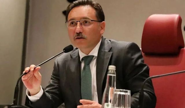 Vali Çiçek’ten öğrencilere müjde: Kütüphaneler artık 22.00’ye kadar açık olacak