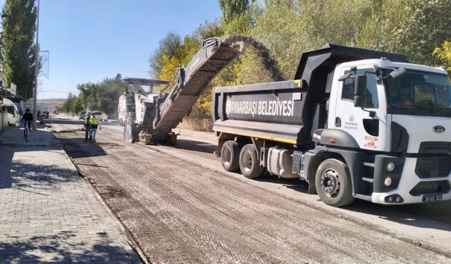 Pınarbaşı’nda asfaltlama çalışmaları başladı
