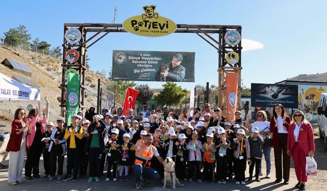 Kayseri’de bir ilk! Talas’ta hayvan hakları etkinliğinden renkli görüntüler