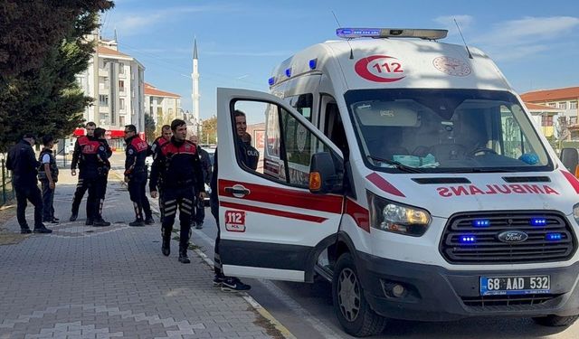 Aksaray’da ‘Yan Baktın’ tartışması kanlı bitti: 16 yaşındaki genci acımasızca bıçakladılar