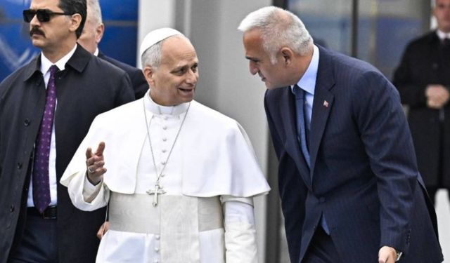 Bakan Ersoy, Papa 14. Leo’ya teşekkür etti!