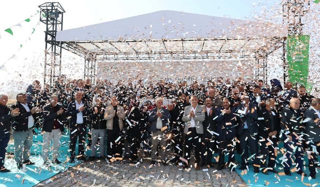 Bünyan çuval fabrikasının temel atma töreni büyük bir coşkuyla gerçekleştirildi