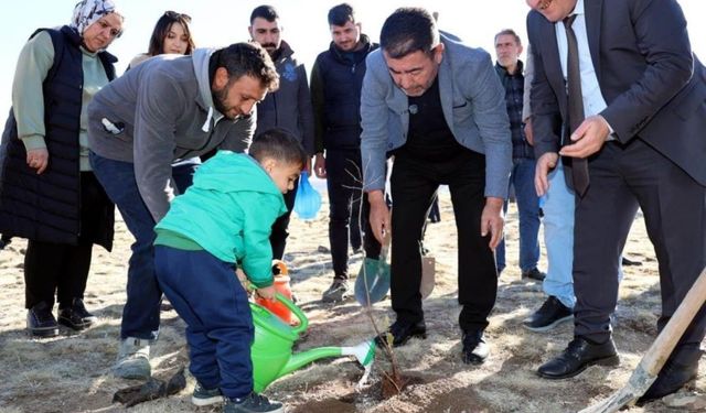 Bünyan'da DMD hastası Yakup Çalık adına fidan dikildi