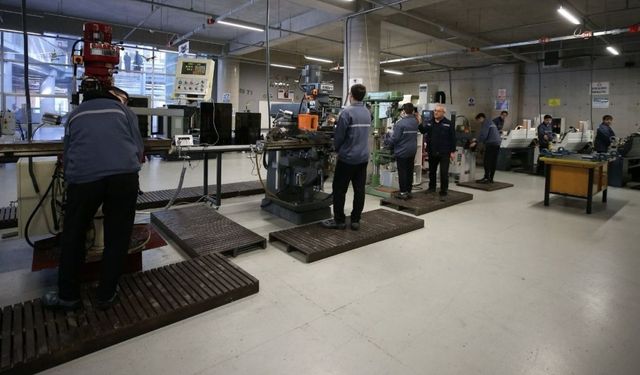 Gençler için dev destek! MEB ve kGF girişimciliği güçlendiriyor