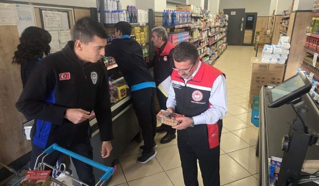 “İncesu’da market skandalı! Küflenmiş ürünler raflardan toplandı”