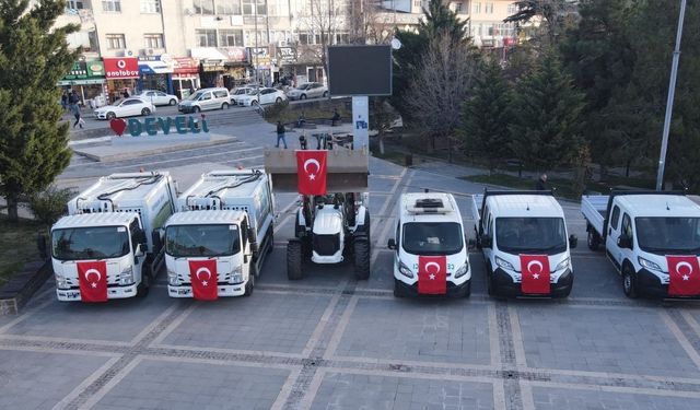 Develi sokakları 6 modern araçla canlandı!