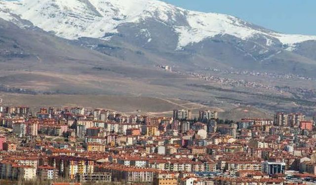 Niğde’de zehir tacirlerine darbe: 9 gözaltı!