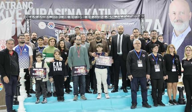 Satranç Türkiye Kupası Kocasinan’da sona erdi: Şampiyonlar belli oldu!