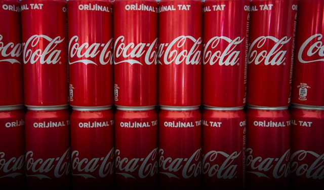 Coca-Cola’nın başı dertte: Aldığını yarı fiyatına bile satamıyor