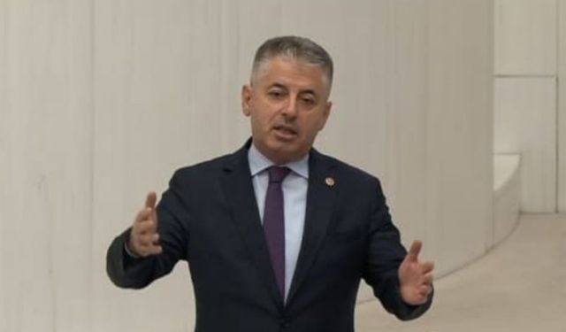 Şaban Çopuroğlu’nun meclisteki hedefi CHP oldu: ‘Gölge Kabine’ diyerek tiye aldı