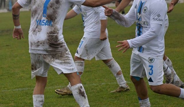 Erciyes 38 FK zorlu şartlarda kazandı! Goldeki o detay dikkatlerden kaçmadı