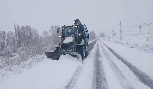 Kayseri’nin Felahiye ilçesinde yollar kapandı: Oraya gidecekler dikkat