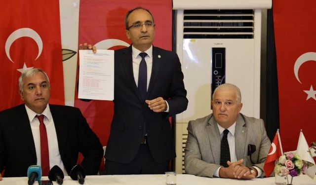 O partide fırtınalar kopuyor: 5 Başkan istifa etti!