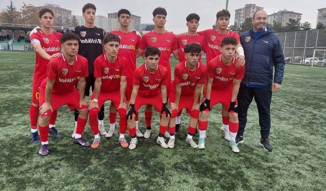 Kayseri Gelişim Ligi'nde derbi heyecanı! Kayserispor kazanmasını bildi