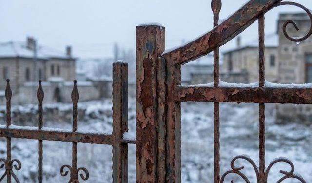 Kayseri’nin soğuğu demiri yiyor! Tek çözümü bakın ne?