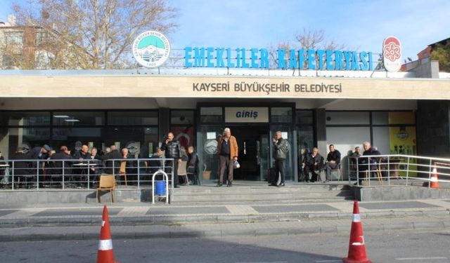 Kayseri'de dürüm parasıyla 5 çeşit yemek! Cüzdanlar boşalmazken karınlar doyuyor!