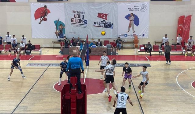 Kayseri temsilcisi Elit Voleybol’a Kilis Gençlik darbesi