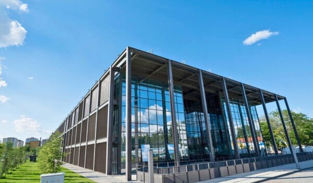 Abdullah Gül Üniversitesi Türkiye'nin en iyi ilk 10 üniversitesi arasına girdi