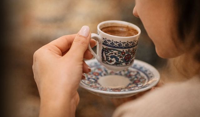 Aç karnına Türk kahvesi içenler dikkat: Sandığınız kadar masum olmayabilir!