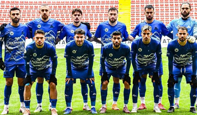 Erciyes 38 FK olaylı maçta kaybetti! Penaltı kırmızı kart her şey var