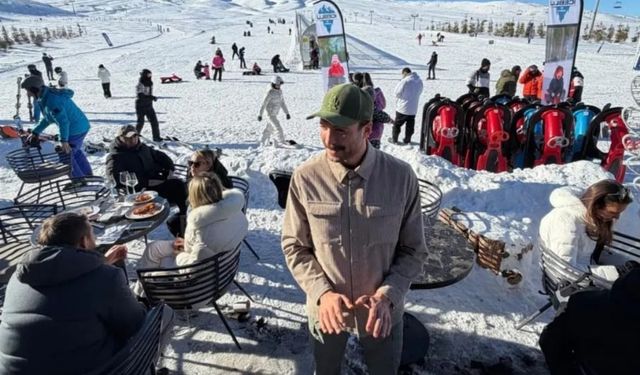 Eşref Rüya’nın Kadir’i Erciyes pozlarıyla sosyal medyayı yıktı geçti!