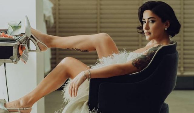 Kayserili ünlü şarkıcı kendini öve öve bitiremedi: Güzelliğim yerinde neden birinin derdini çekeyim?