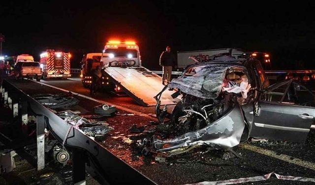 Niğde-Pozantı Otoyolu'nda feci kaza: 2 ölü 2 yaralı!