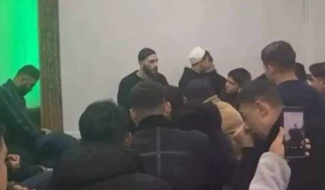 Oyunculuğu bırakan ünlü isim tasavvufa yöneldi: 'Ozi baba oldu sofi baba'