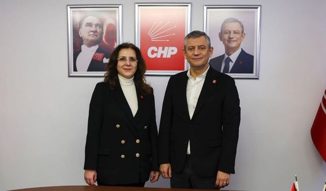 CHP’li Özer: CHP yolu sinsi pazarlıkların yolu değildir