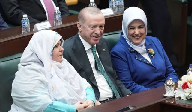 Erdoğan AK Parti Grup Toplantısı’nda konuşma yapmadan önce Zeynep Güneş ile bir araya geldi