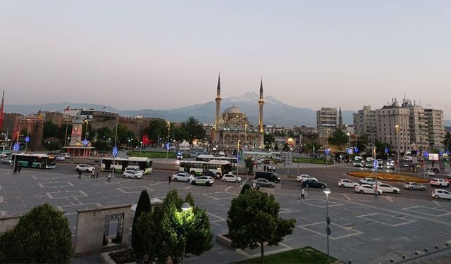 Kayseri'de kalp krizi alarmı! 'Mantı demek kalp krizi demek' tartışması alevlendi