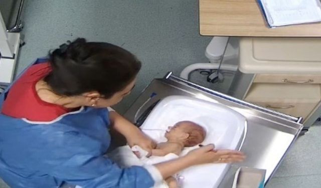 5 günlük bebeğe şiddet uygulayan hemşireden pes dedirten savunma!