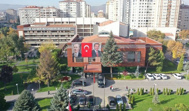 Büyükşehir Belediyesi özel kalem için 33 Milyon, Afet İşlerine 1 Milyon bütçe ayırdı