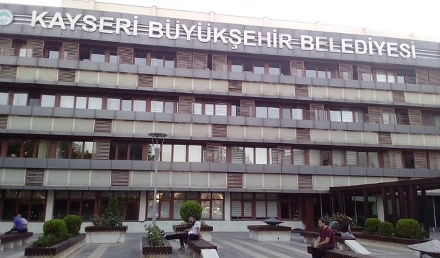 Kayseri Büyükşehir sorumluluğu vatandaşa bıraktı!