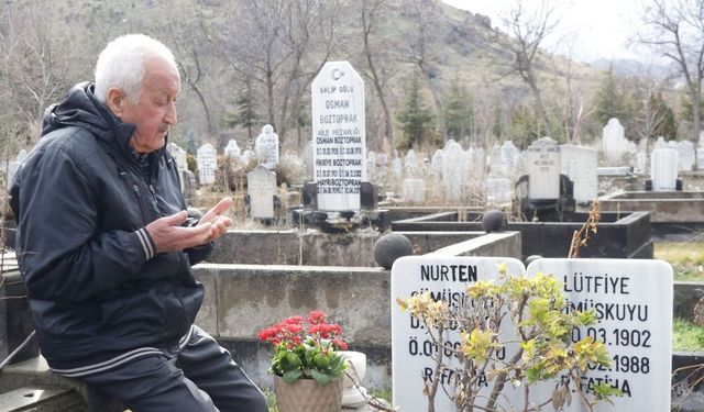 Kayseri’de 64 yıllık aşka ölüm bile engel olamadı!