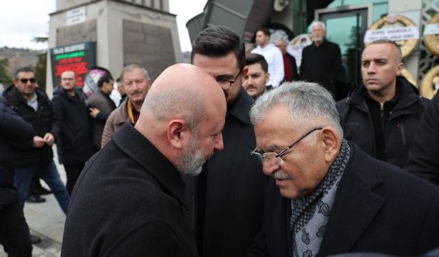 Memduh Büyükkılıç’ın kayınvalidesi toprağa verildi