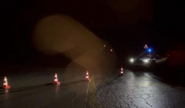 Kayseri-Erciyes yolu kar yağışı nedeniyle trafiğe kapatıldı