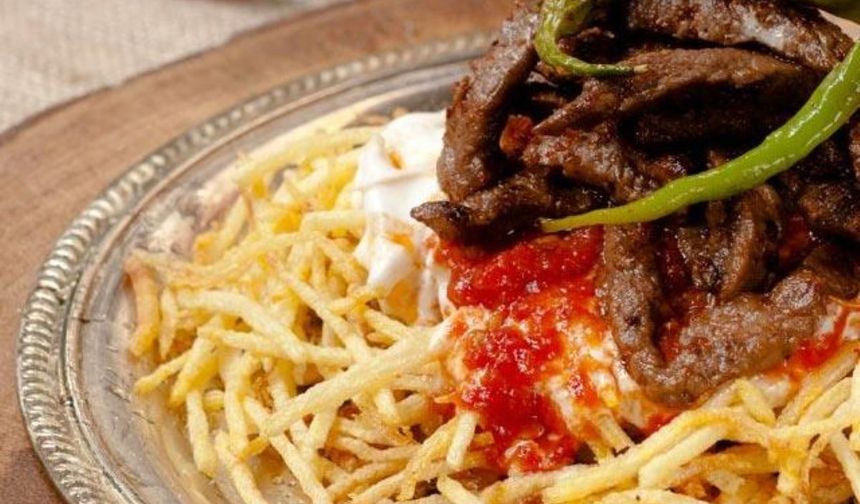 Türk Mutfağının Aranan Tarifi: Çökertme Kebabı Nasıl Yapılır?