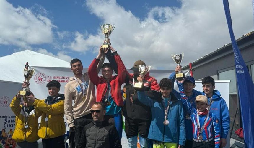 Türkiye Kayak Şampiyonası'nda Kayseri Fark Yarattı