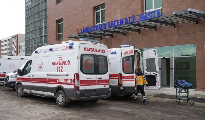 Çatıda çalışan şahıs elektrik akımına kapılarak aşağı düştü!