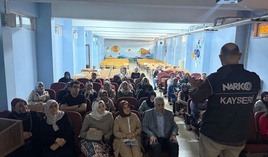 Kayseri'de en iyi Narkotik Polisi anneler oluyor!