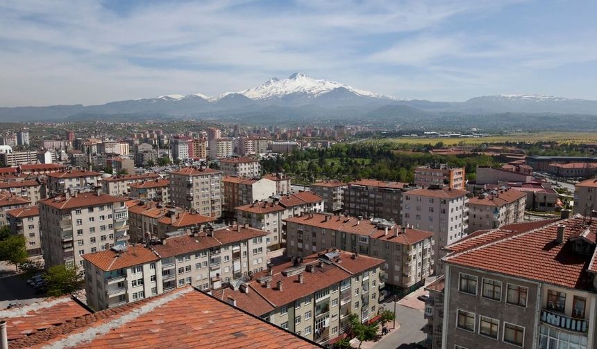 Hükümete yakın isim açıkladı: Yüzde 2 bin zam yolda